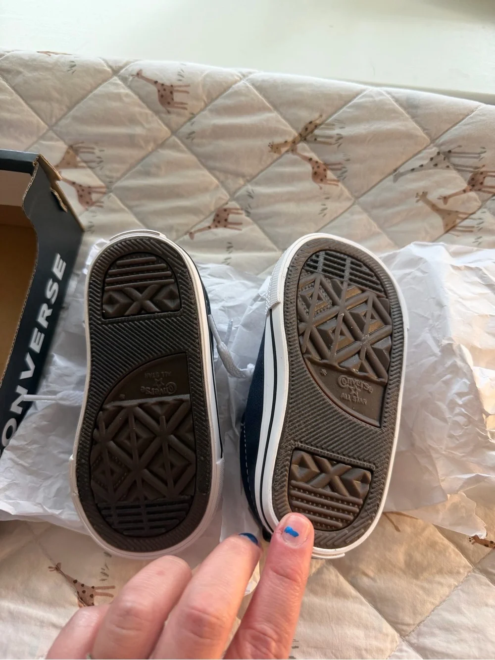 Converse black canvas